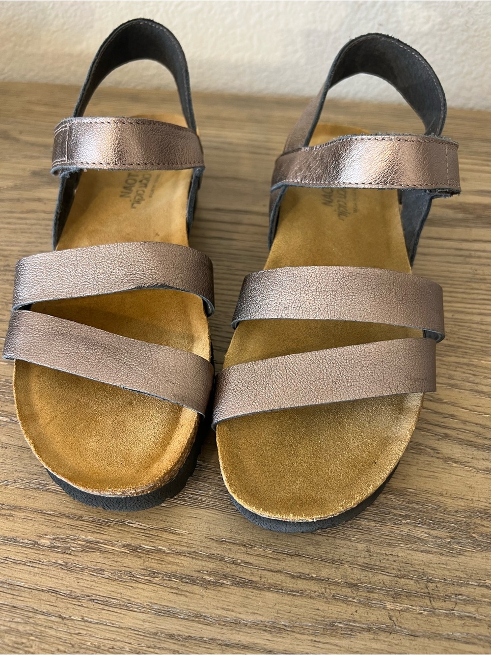 Naot Kayla sandal radiant copper leather sz 9-9.5 EU 40 comfort walking casual - Picture 8 of 12